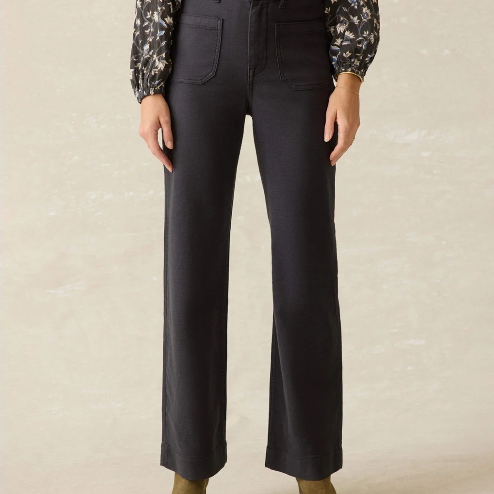 High-Waisted charcoal pant